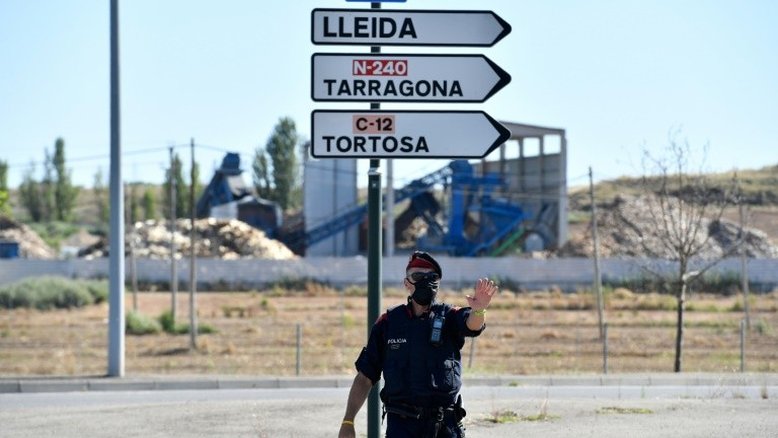 Espanha volta a confinar 200.000 pessoas por novo surto de COVID-19