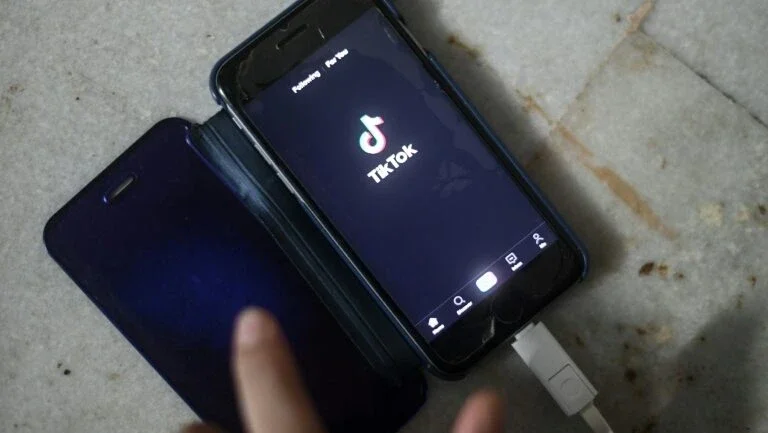 Saída do TikTok de Hong Kong mitiga dúvidas sobre a plataforma