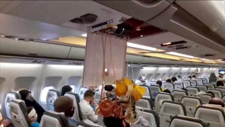 Irã estimula passageiros de avião a processar EUA após incidente