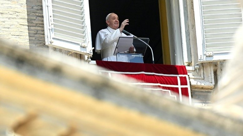 Papa Francisco diz que está aflito com a conversão da basílica de Santa Sofia em mesquita