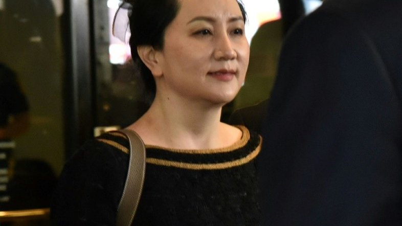 Advogados de executiva da Huawei detida no Canadá alegam complô com FBI