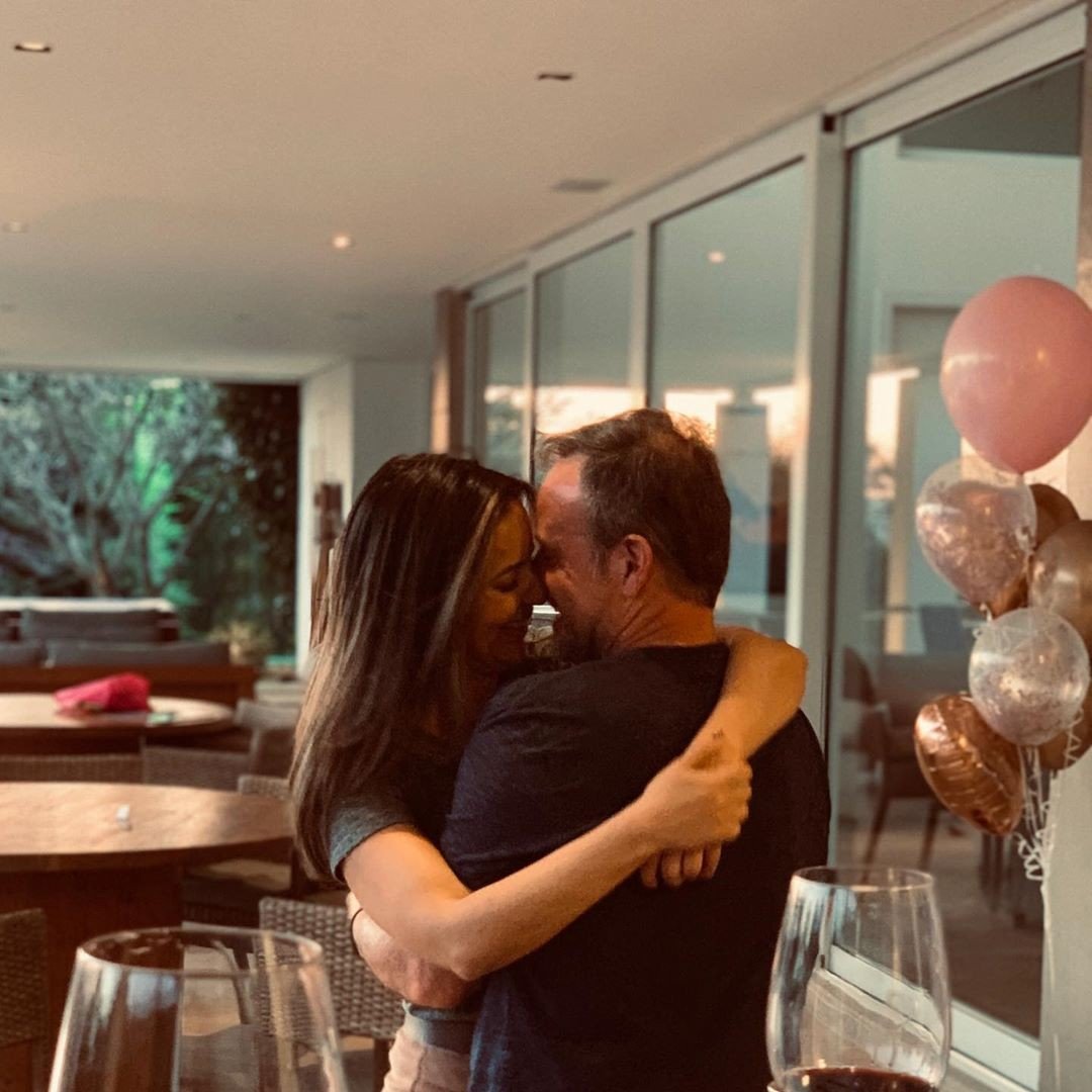 Barrichello revela namoro com Paloma Tocci e se declara no aniversário da amada: 'Parabéns gata' 2 Barrichello revela namoro com Paloma Tocci e se declara no aniversário da amada: 'Parabéns gata'