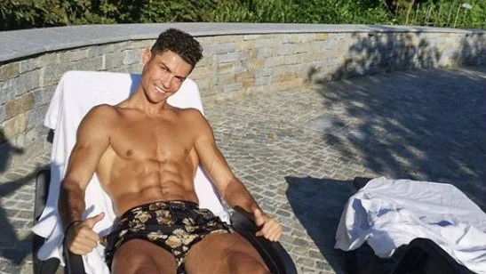 Médica explica riscos de colocar botox no pênis após Cristiano Ronaldo fazer procedimento