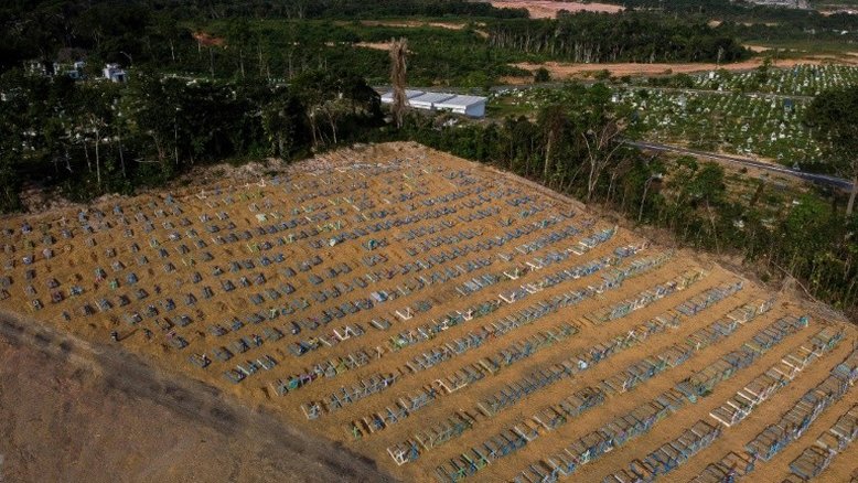 Brasil supera 90.000 mortes por COVID-19