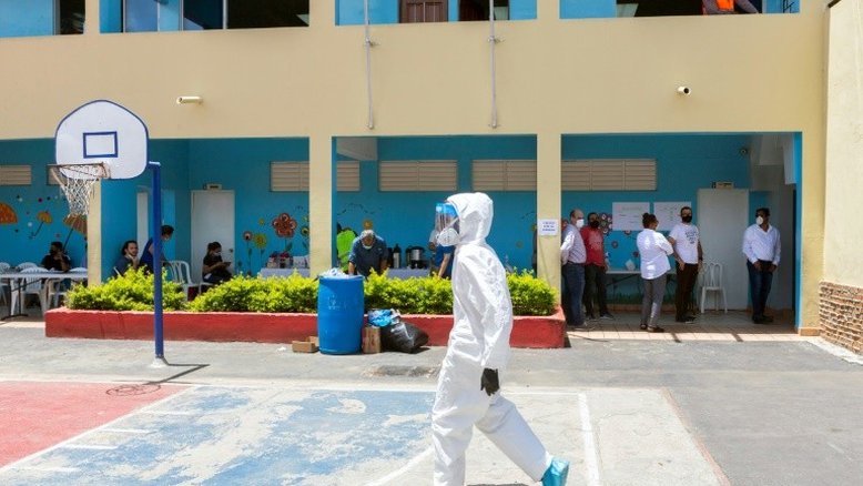 COVID-19 deixa mais de 535.000 mortos no mundo