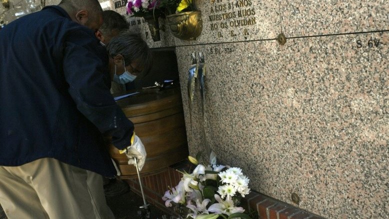 Saldo de mortos por coronavírus na Espanha chega a 17 em um dia