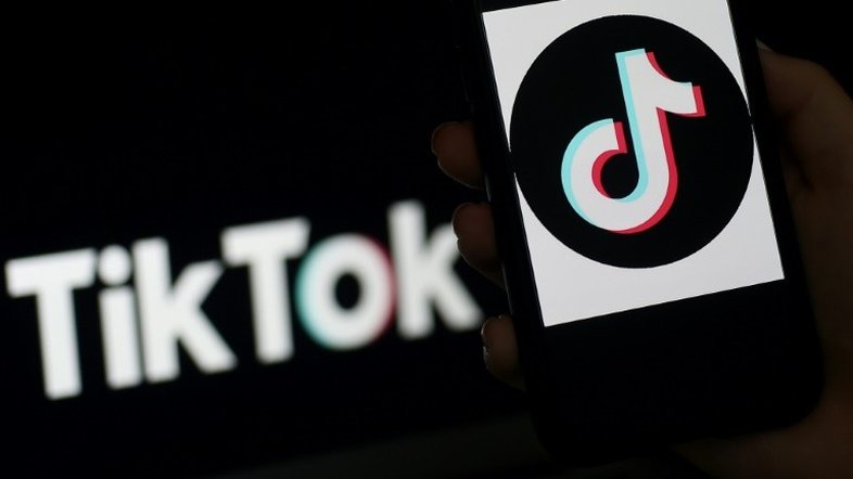 Trump avalia proibir aplicativo chinês TikTok