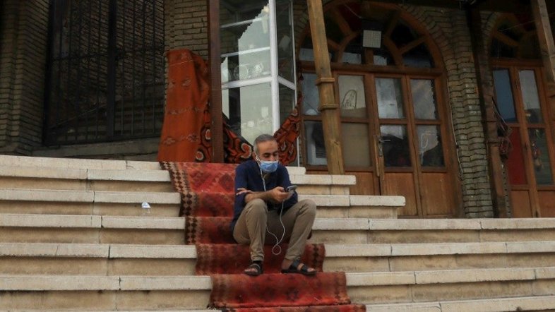 No mundo árabe, a luta contra pandemia de informações falsas