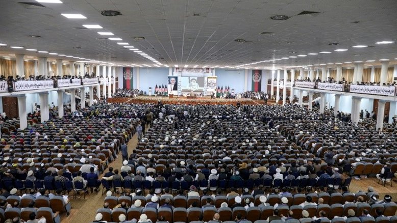 Cabul se prepara para negociações com o Talibã após libertar 400 prisioneiros