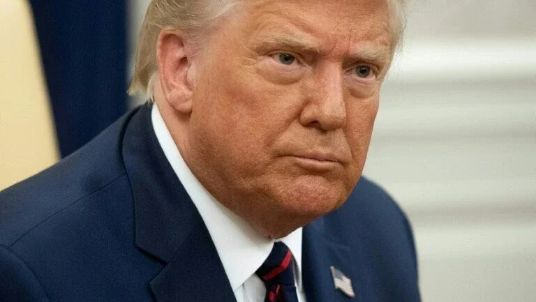 Juiz determina que Trump deve entregar oito anos de declarações de impostos