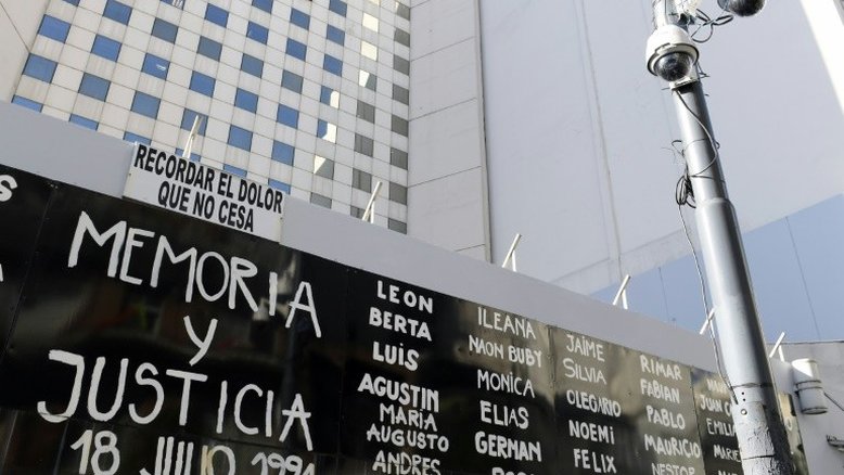 Tribunal argentino chama para depor ex-chefe da Interpol no caso AMIA
