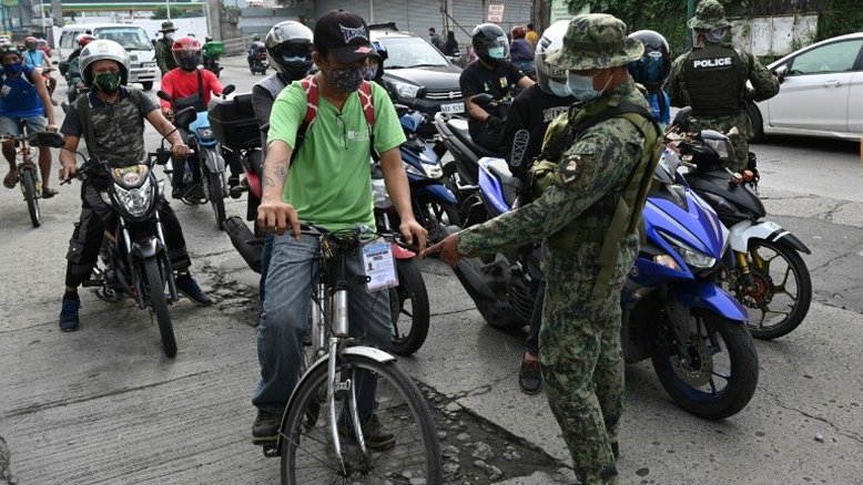 América Latina supera cinco milhões de casos de coronavírus; Filipinas volta ao confinamento