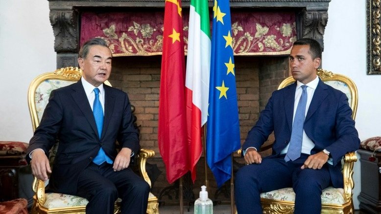Itália e China fecham acordos comerciais