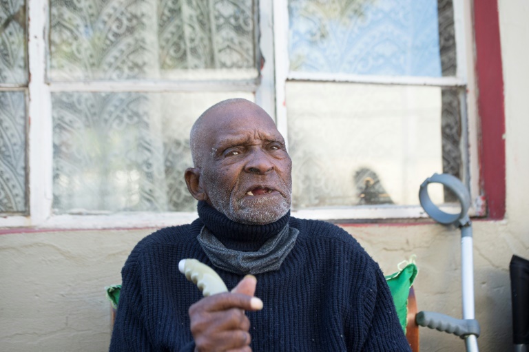 Um dos homens mais velhos do mundo morre na África do Sul aos 116 anos