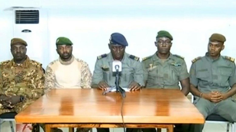 Países vizinhos do Mali exigem 'reintegração' do presidente e enviam delegação
