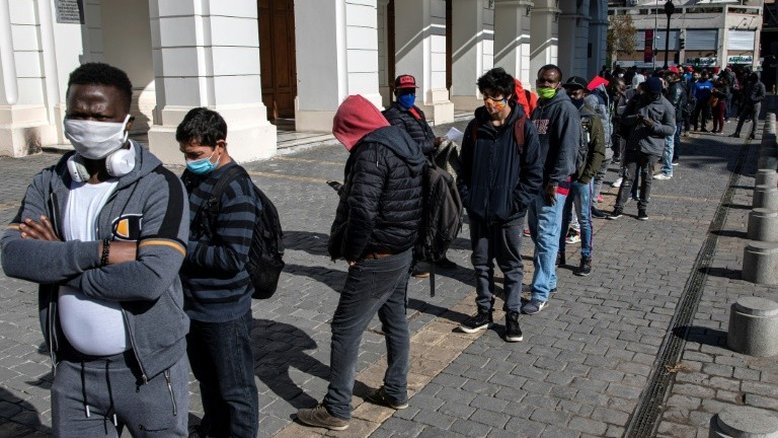 Chile suspenderá quarentena no centro de Santiago após quase cinco meses