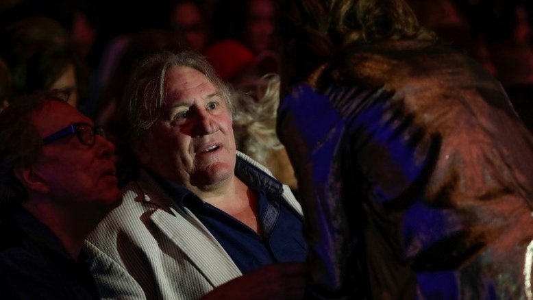 Promotoria francesa pede investigação de acusação de estupro contra Depardieu