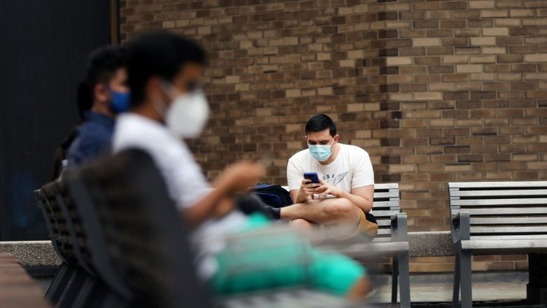 EUA têm novo recorde de casos de covid-19 e mortes chegam a 313 mil