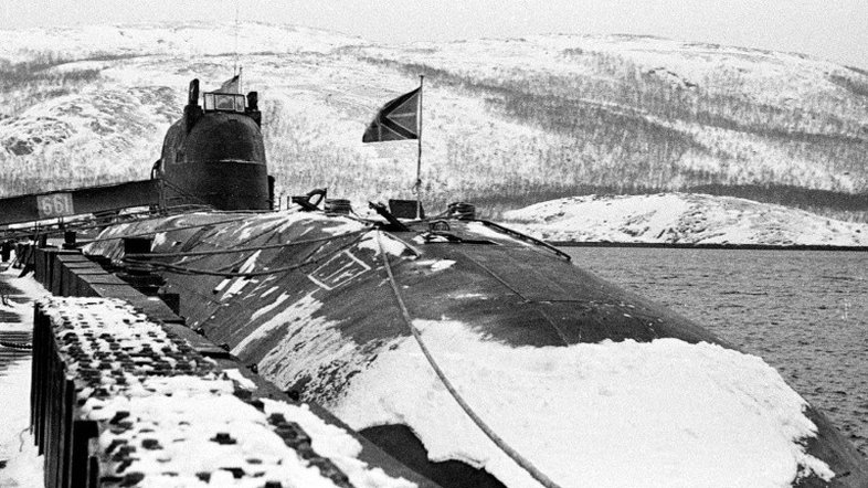 Naufrágio do "Kursk", uma tragédia russa, completa 20 anos