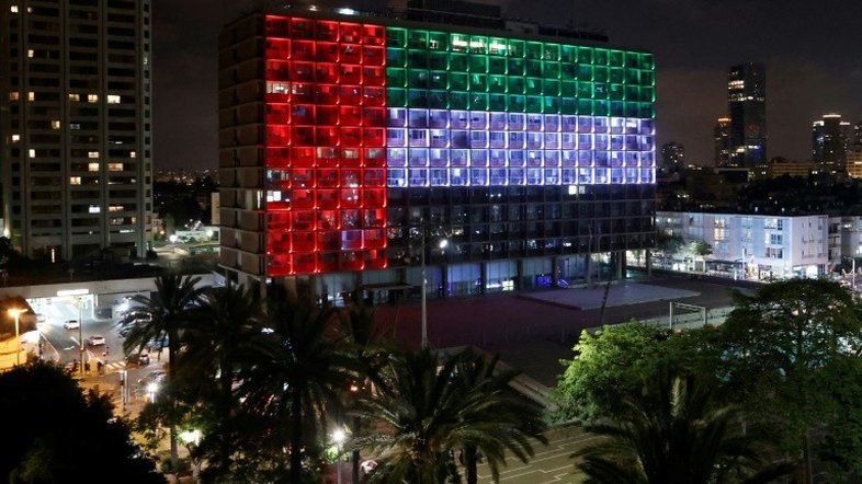 EAU e Israel estabelecem primeira conexão telefônica direta