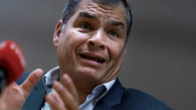 Ex-presidente Correa será candidato a vice-presidência do Equador
