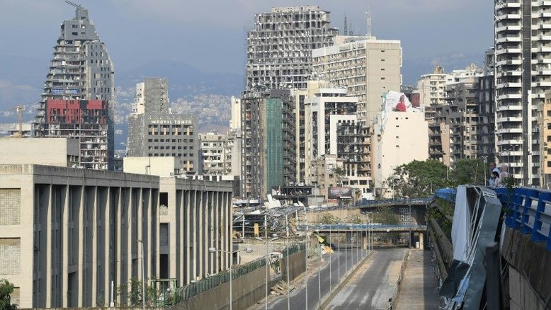 Parlamento do Líbano debate declaração do estado de emergência em Beirute