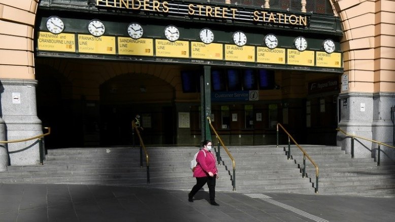Melbourne ordena fechamento de comércios não essenciais para frear a pandemia