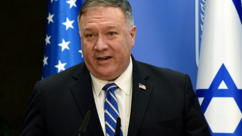 Pompeo deixa Israel no primeiro voo oficial direto entre Tel Aviv e Cartum