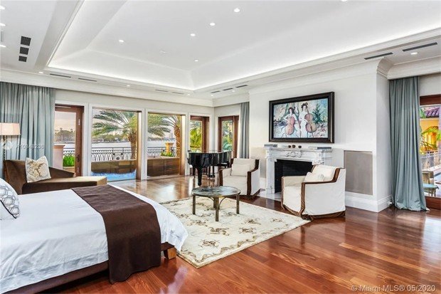 Jennifer Lopez e noivo compram mansão de R$ 214 milhões; veja fotos da casa