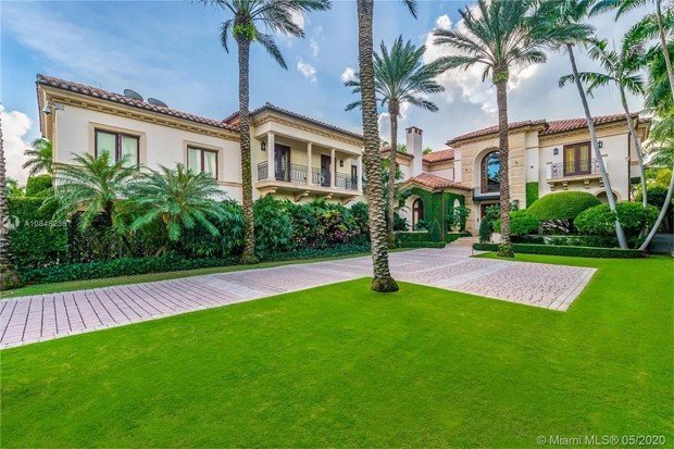 Jennifer Lopez e noivo compram mansão de R$ 214 milhões; veja fotos da casa