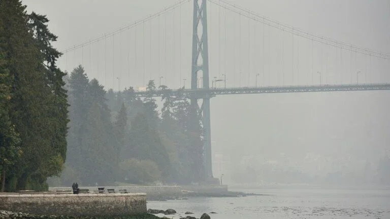 Vancouver sofre com densa fumaça proveniente dos incêndios florestais nos EUA