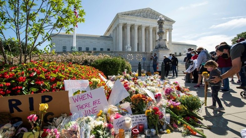 Em campanha, Trump quer nomear rapidamente sucessor de RBG