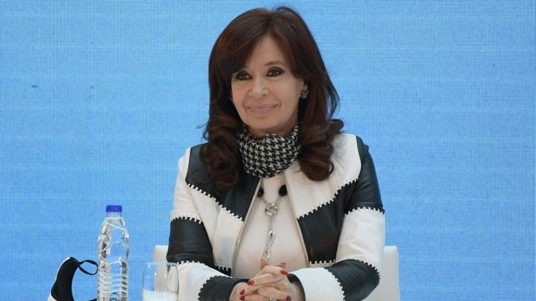 Senado da Argentina transfere três juízes com processos contra vice-presidenta Kirchner