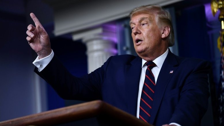 Apesar de pesquisas adversas, Trump é a opção dos apostadores