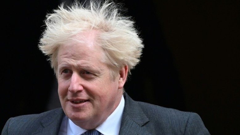 Boris Johnson admite obesidade e diz ter perdido peso após ter covid-19