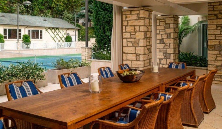 Madonna aluga mansão luxuosa com aluguel de R$ 632 mil por mês; veja fotos