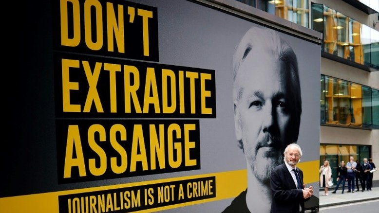 Decisão sobre extradição de Assange virá após eleições nos EUA