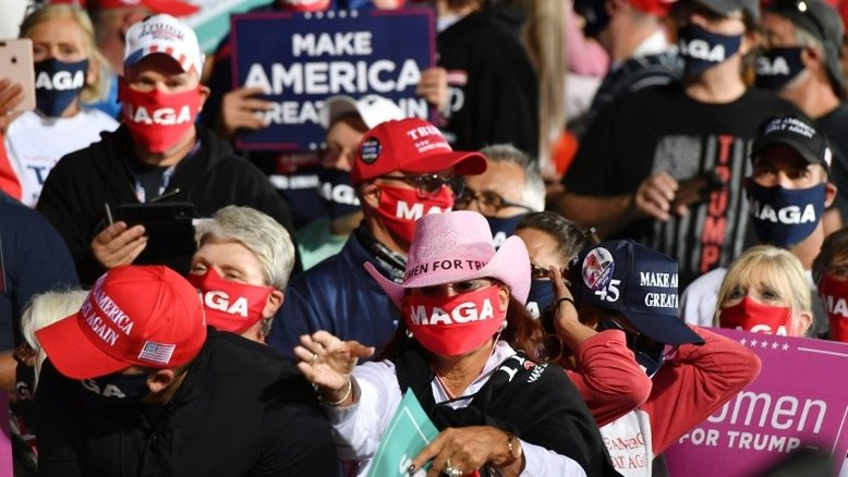 Trump busca outra vez o apoio de democratas frustrados para conquistar Ohio