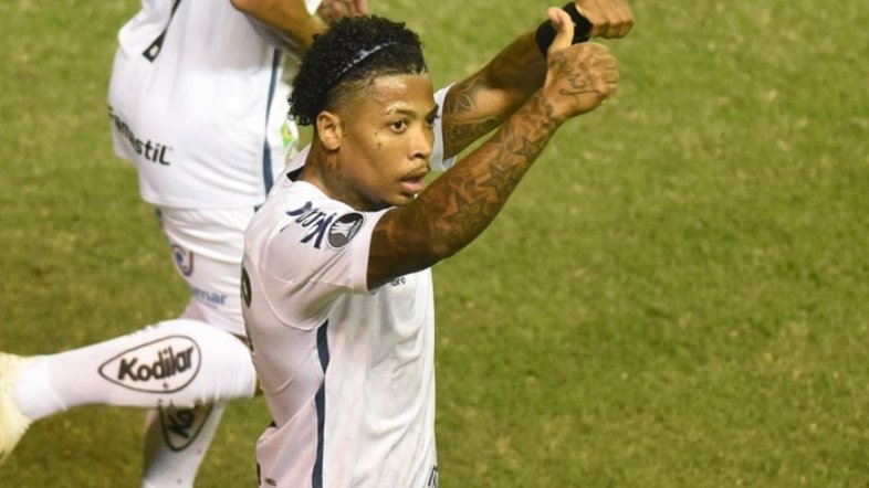 Marinho diz que deixaria Weverton fora da final se pudesse: 'Goleiro incrível'