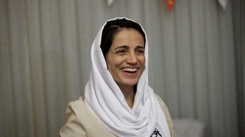 Advogada iraniana Nasrin Sotoudeh encerra mais de 45 dias de greve de fome