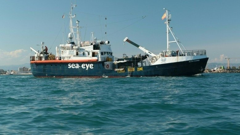 Itália autoriza atracagem do navio humanitário 'Alan Kurdi'