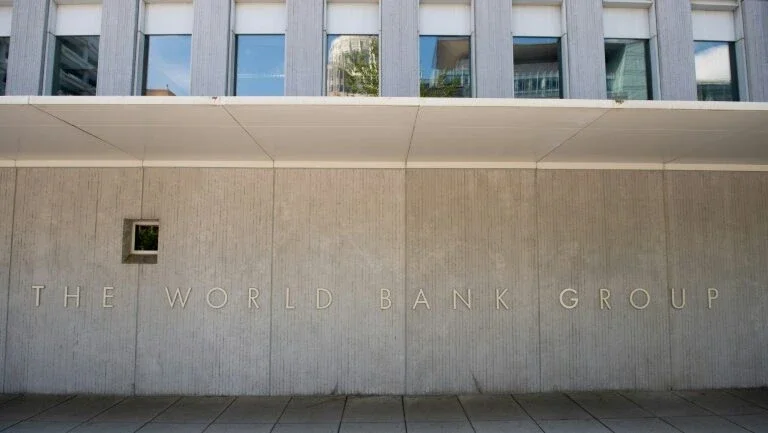 Banco Mundial quer US$ 12 bilhões para financiar vacina em países pobres