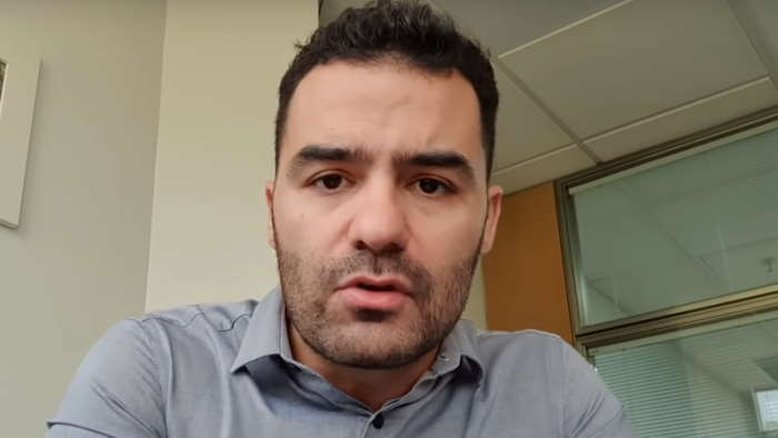 Encoxe, apalpe os seios, agrida. Só não poste no grupo de WhatsApp