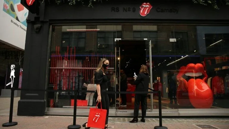 Rolling Stones abre sua primeira loja em Londres