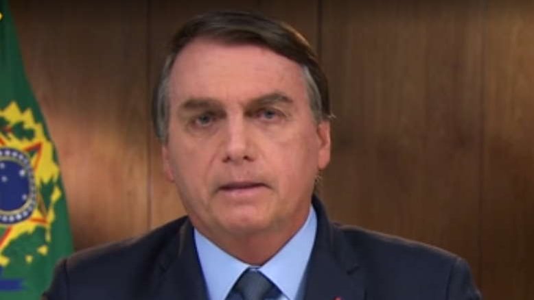 Bolsonaro cospe na cara dos brasileiros e confessa: 'Matei a Lava Jato'