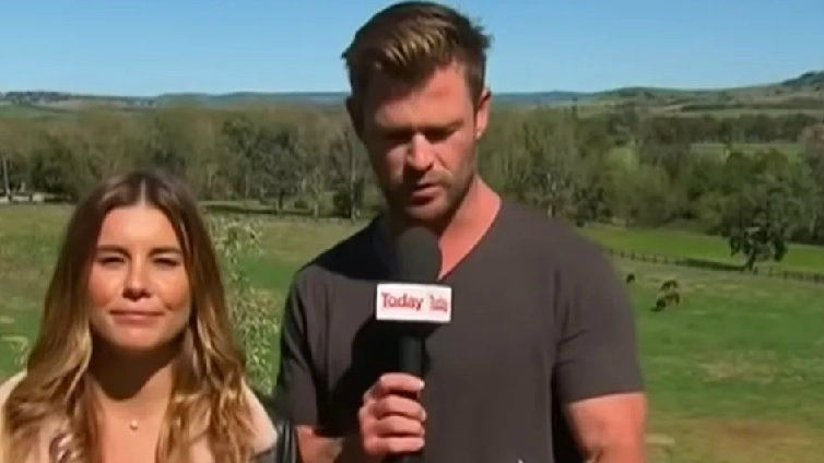 Chris Hemsworth, ator de 'Thor', causa alvoroço nas redes após