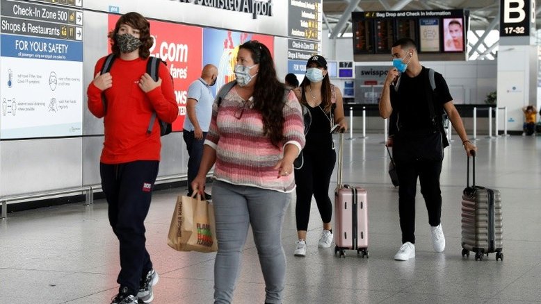Reino Unido volta a impor quarentena para viajantes de Portugal