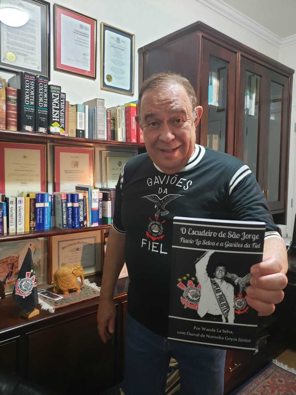 Primeiro gavião: História do sócio número um da Gaviões da Fiel é contada em livro 3 Primeiro gavião: História do sócio número um da Gaviões da Fiel é contada em livro