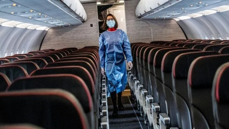 Covid-19: Pesquisa revela que 47,5% das pessoas temem viajar de avião