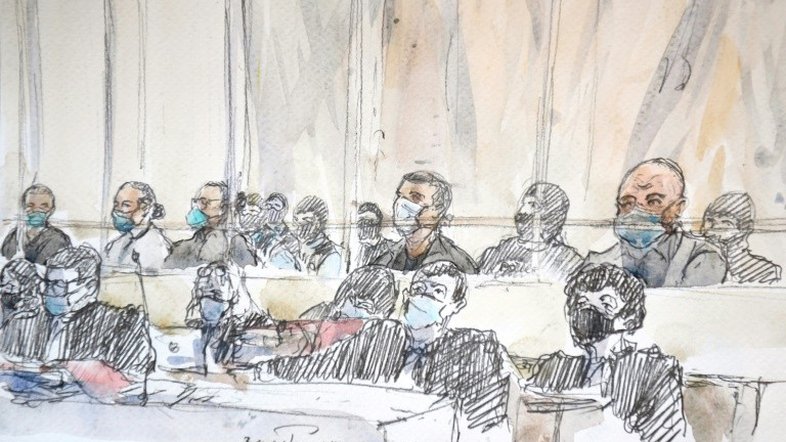 Imagens chocantes são exibidas no julgamento do 'Charlie Hebdo'